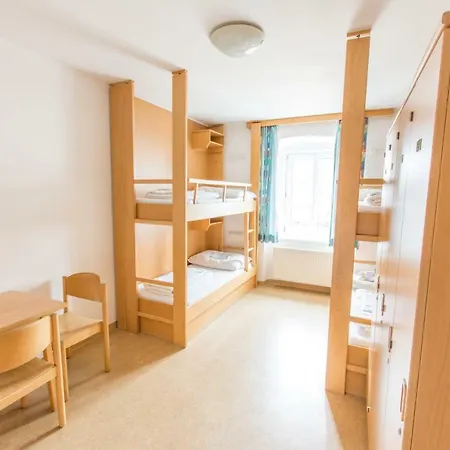 招待所 Jugendgaestehaus