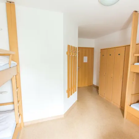 Jugendgaestehaus *